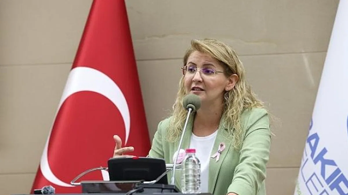 Bakırköy'de meme kanseri farkındalık semineri düzenlendi.