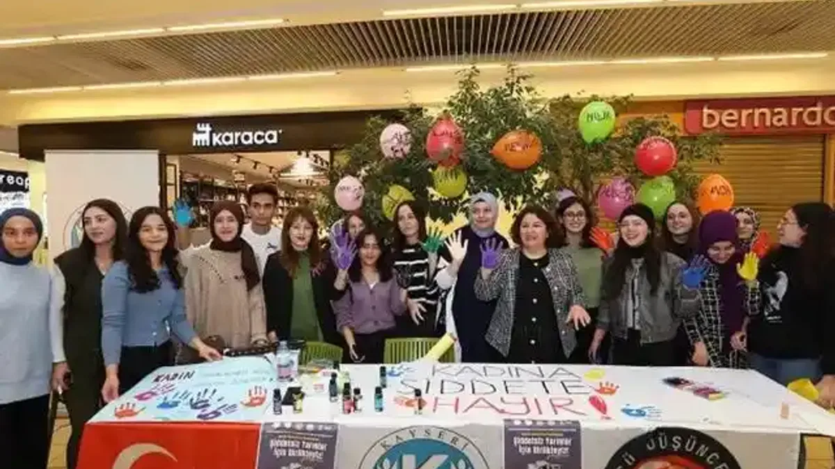 Kayseri Büyükşehir'den kadına şiddete karşı farkındalık