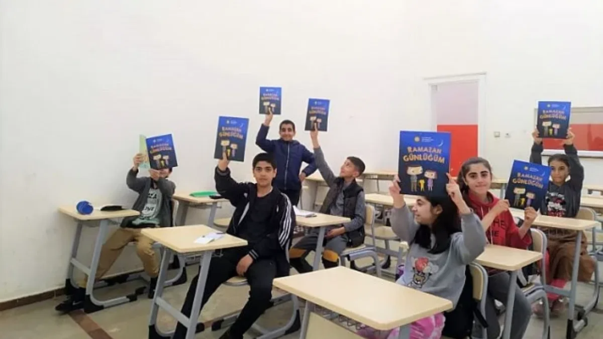 Diyarbakır Bilgievi öğrencilerine ramazan hediyesi