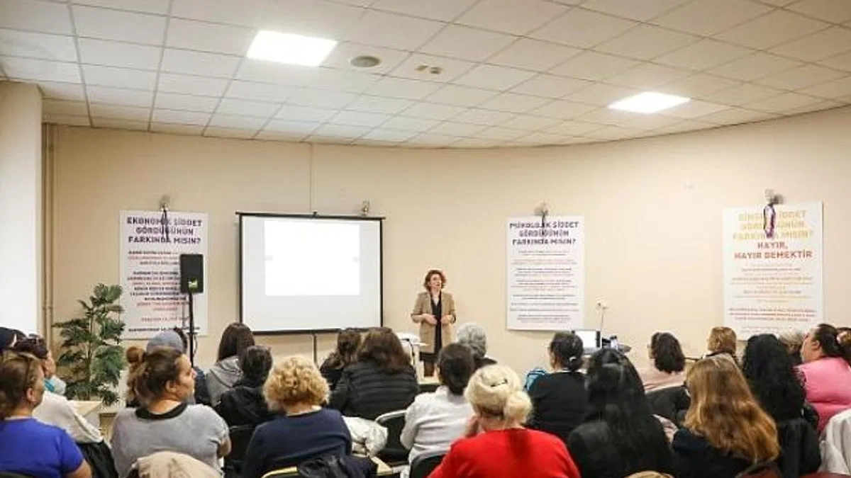 Buca'da kadın hakları mücadelesi anlatıldı