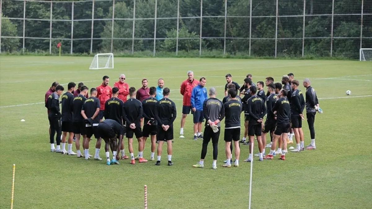 İstanbulspor Süper Lig'e renk ve oyun zenginliği katmayı hedefliyor