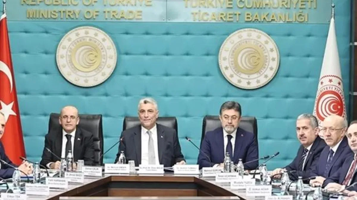 Bakanlar, Ramazan öncesi gıda sektörü temsilcileriyle buluştu