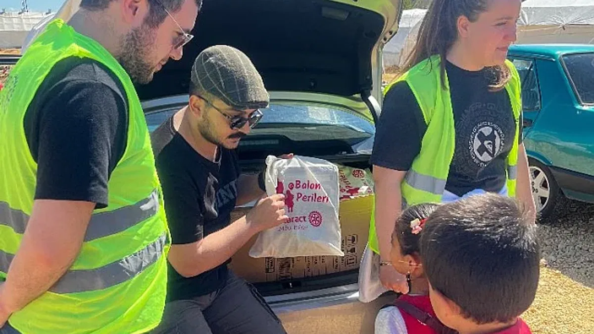 Rotaract'lar fark yaratıyor