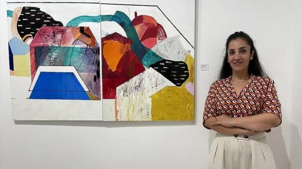 İranlı ressam Yaghin'in sergisi Üsküdar'da açıldı