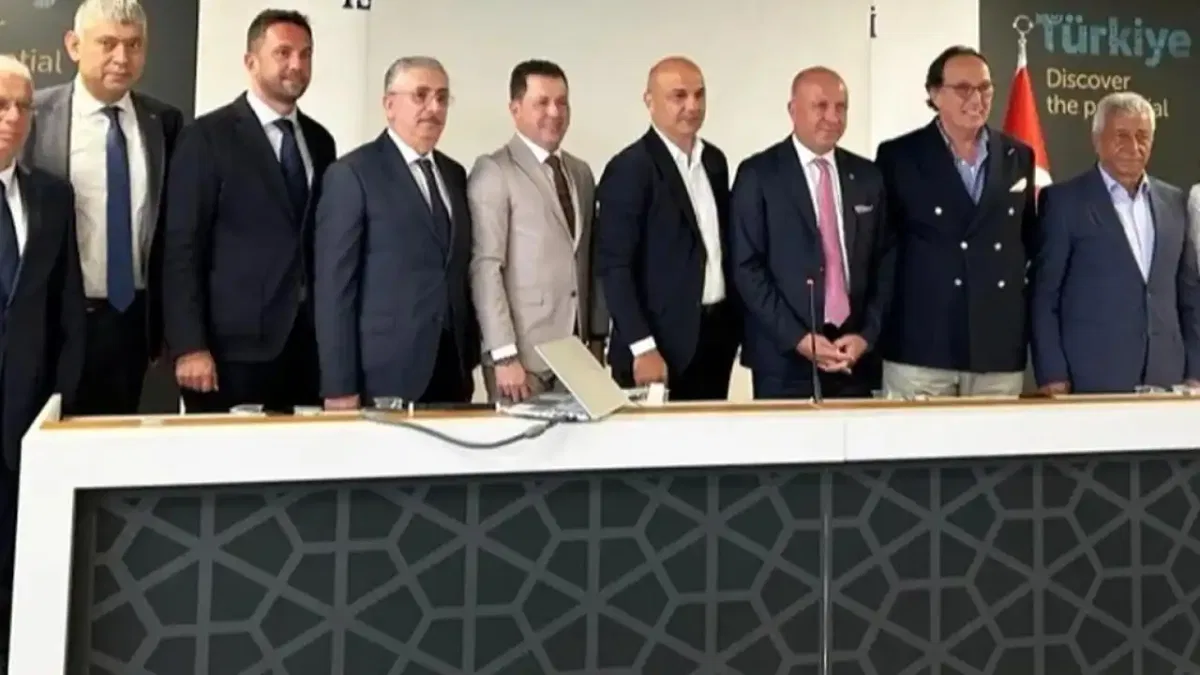 Sektör liderleri 'İhracat Şampiyonları Anlatıyor' panelinde bir araya geldi