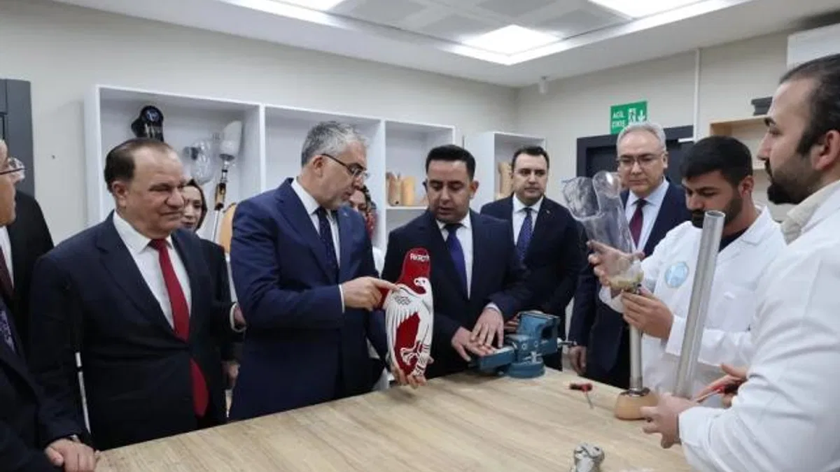 Bakan Işıkhan'dan Gaziantep'te o merkeze ziyaret