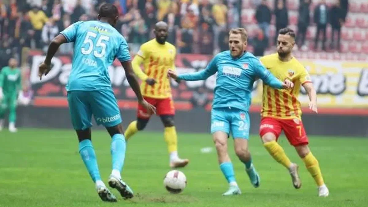 Mondihome Kayserispor 1-3 EMS Yapı Sivasspor (Maç Sonucu)
