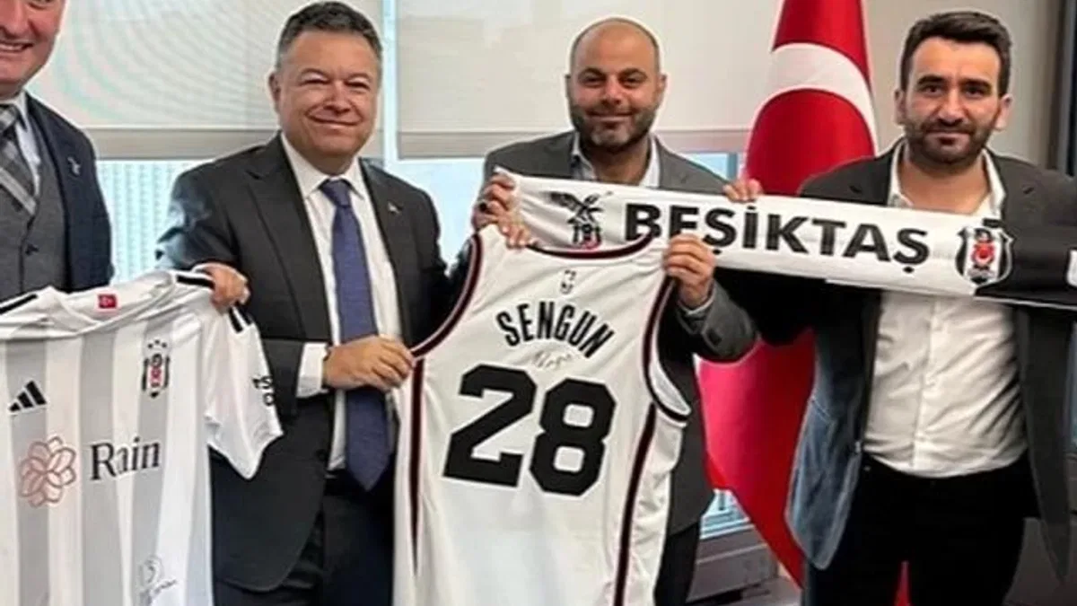 Beşiktaş USA, New York Başkonsolosu Muhittin Ahmet Yazal'ı ziyaret etti