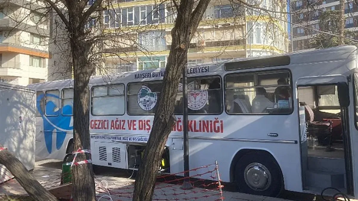 Kayseri'nin Gezici Diş Kliniği depremzedelerin hizmetinde