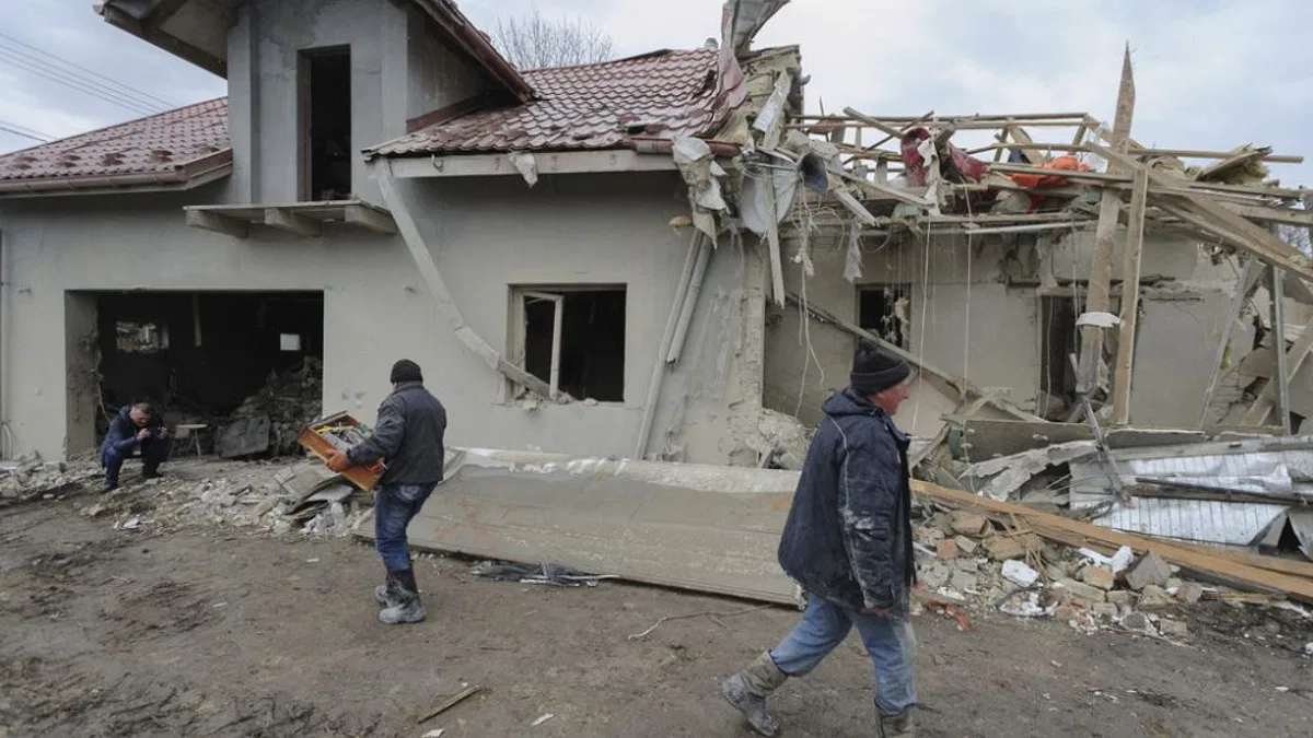 'This cannot go on': IAEA chief furious as Russian strikes threaten Zaporizhzhia nuclear plant