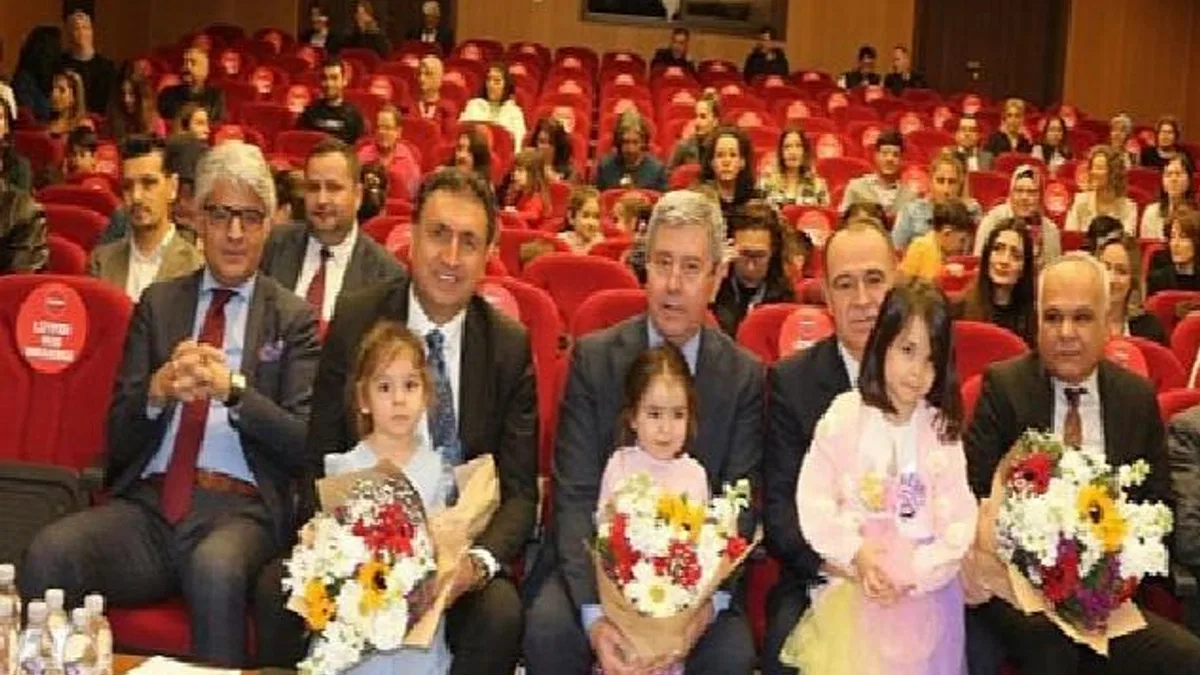 İzmir'de Okul Öncesi Eğitimin Yaygınlaştırılması Kapsamında "Mustafa Rahmi Balaban Bölge Adliye Mahkemesi Anaokulu"nun Açılışı Gerçekleştirildi