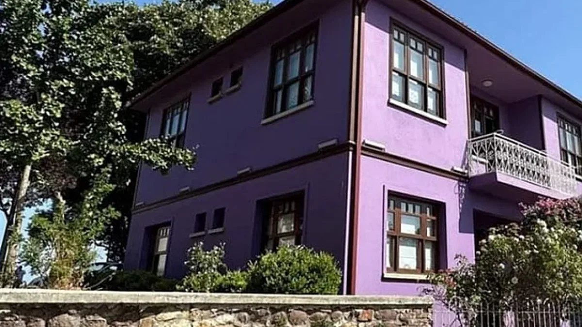 Kocaeli İzmit'e Zübeyde Hanım Konağı Kadın Yaşam Merkezi