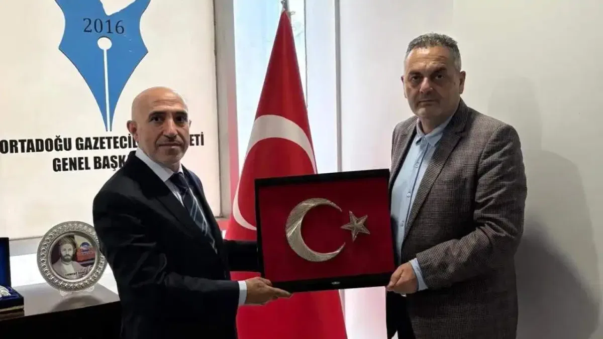 Ağrı'da Ortadoğu Gazeteciler Cemiyeti’ne Saim Durmuş’tan ziyaret