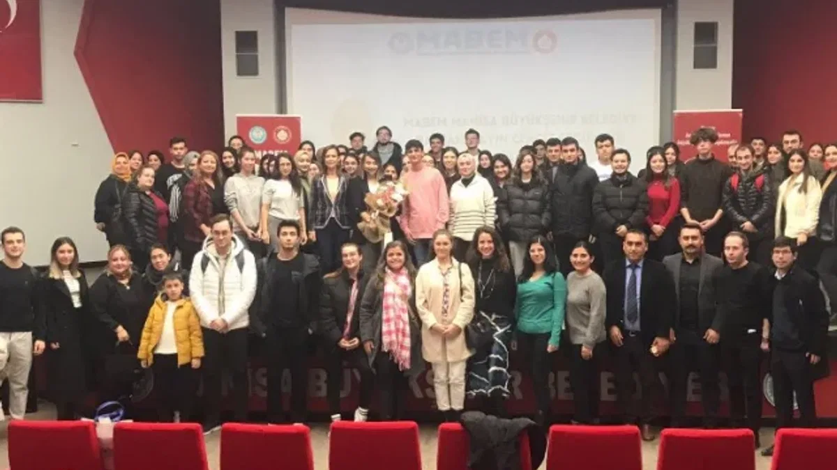 Manisalı öğrenciler 'Sınava Hazırlık Süreci'ni öğreniyor