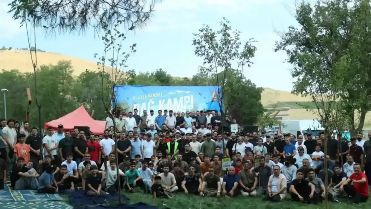 YediHilal’in 9. Geleneksel Dağ Kampı Batman’da gerçekleştirildi