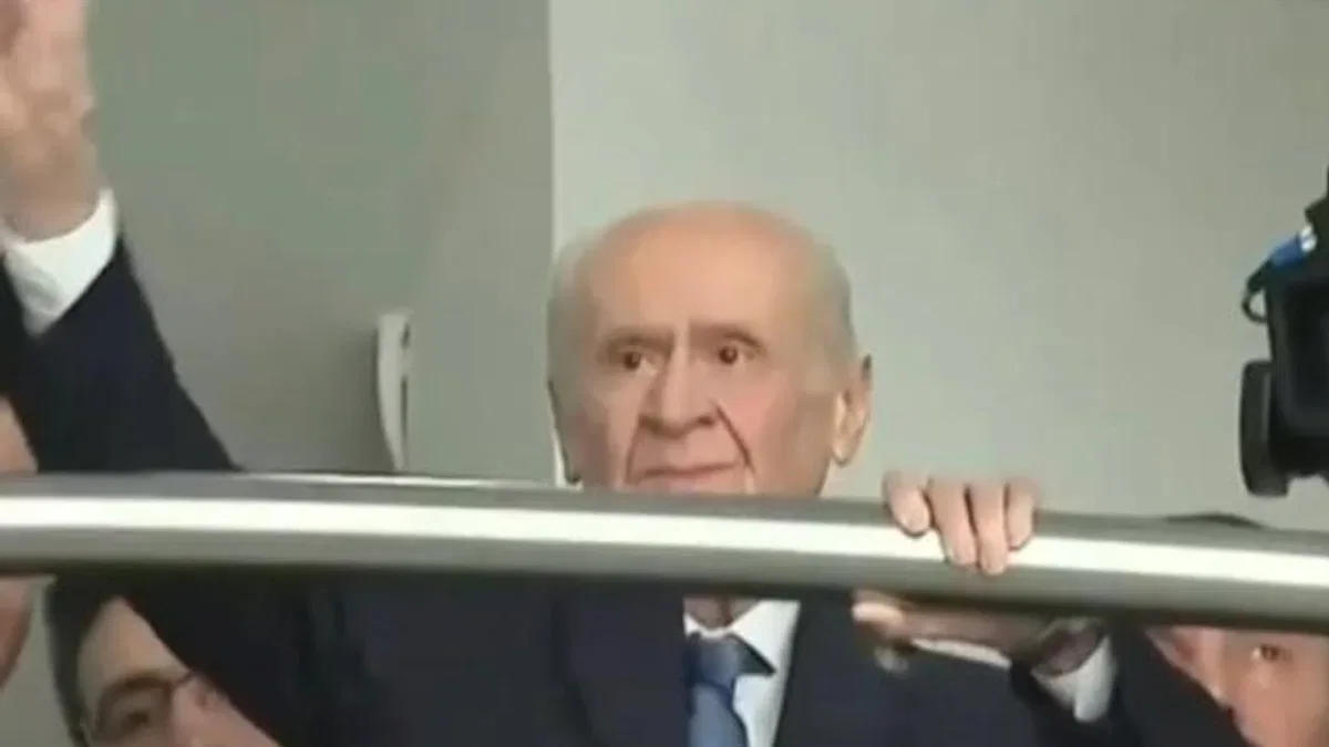 Devlet Bahçeli iki ay sonra MHP Genel Merkezi'nde