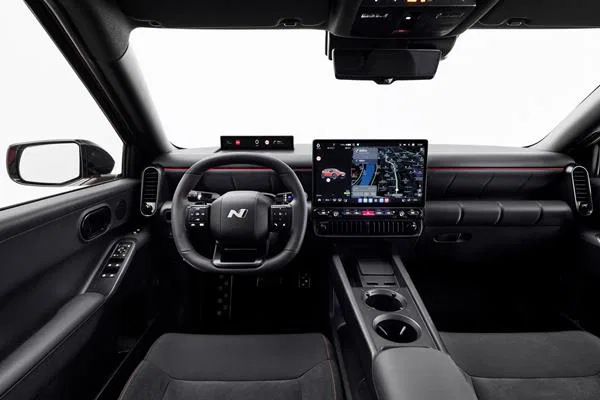 hyundai-ioniq-3-ic-mekan.jpg