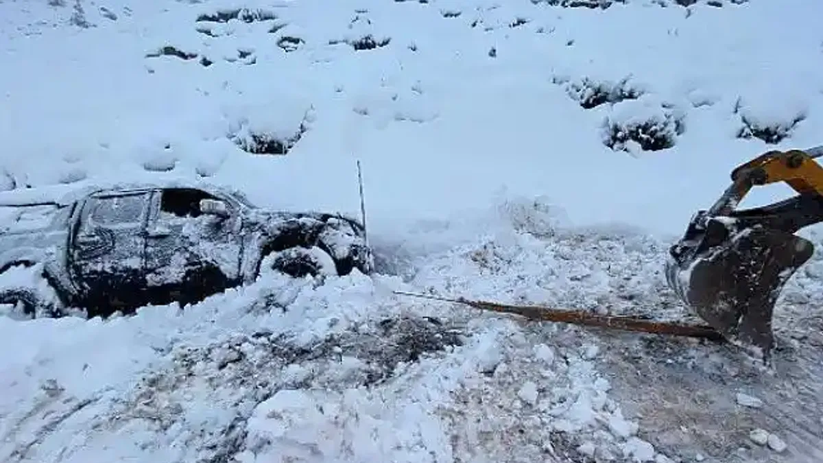 Akseki Çimi Yaylası'nda mahsur kalan vatandaşlar kurtarıldı