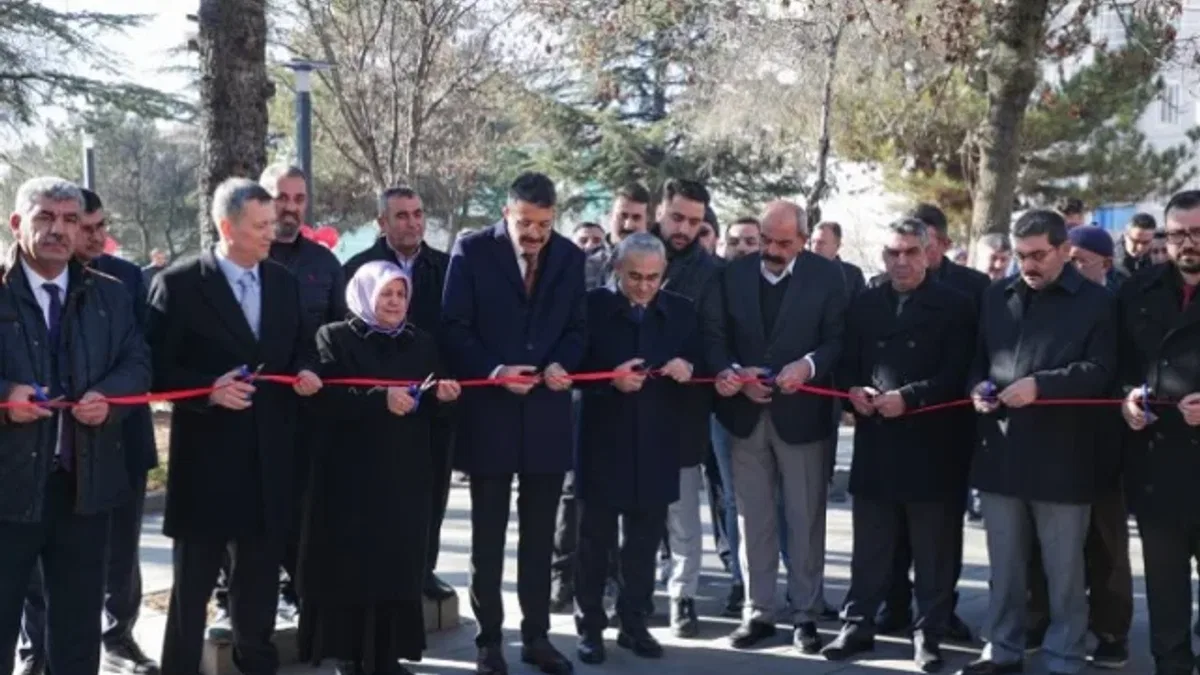 Kütahya halkına çifte 'Zafer'