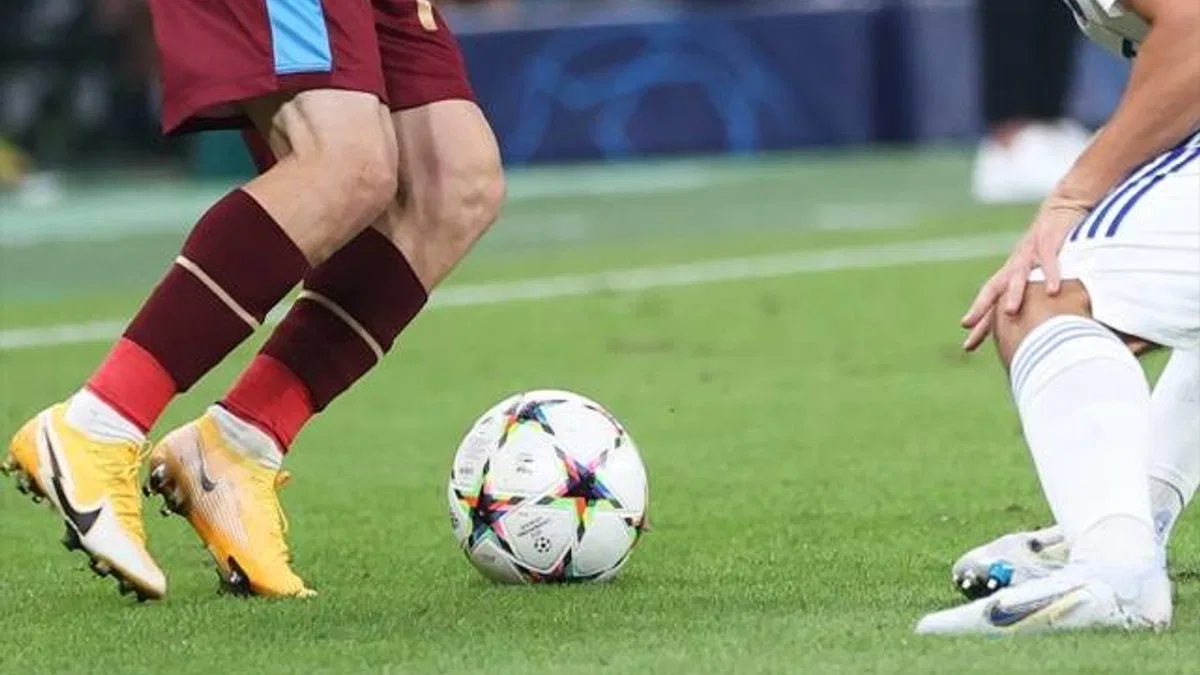 UEFA Şampiyonlar Ligi'nde gruplara kalan son 6 takım belli oluyor