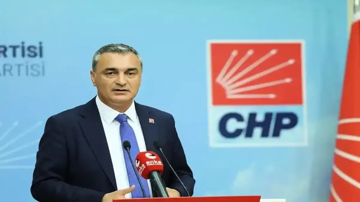 CHP'li Müslim Sarı: Partiden ayrılan başkanlar oy hırsızlığı yapıyor