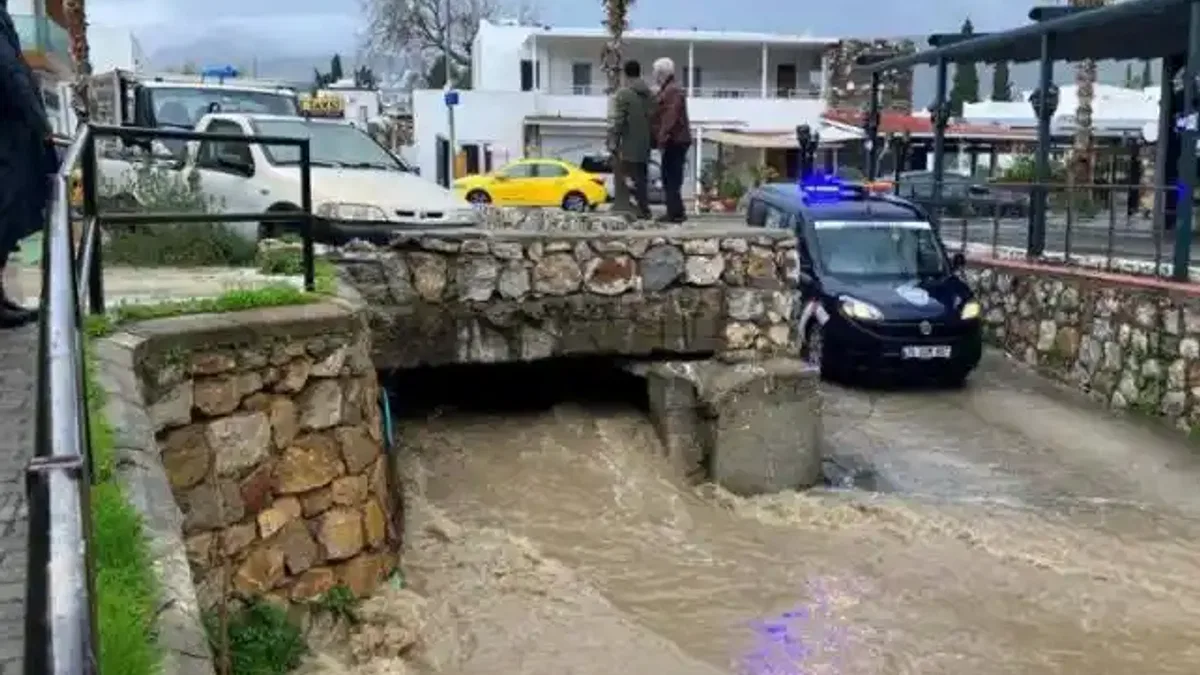 Bodrum'da yılın ilk gününde ekipler sahadaydı