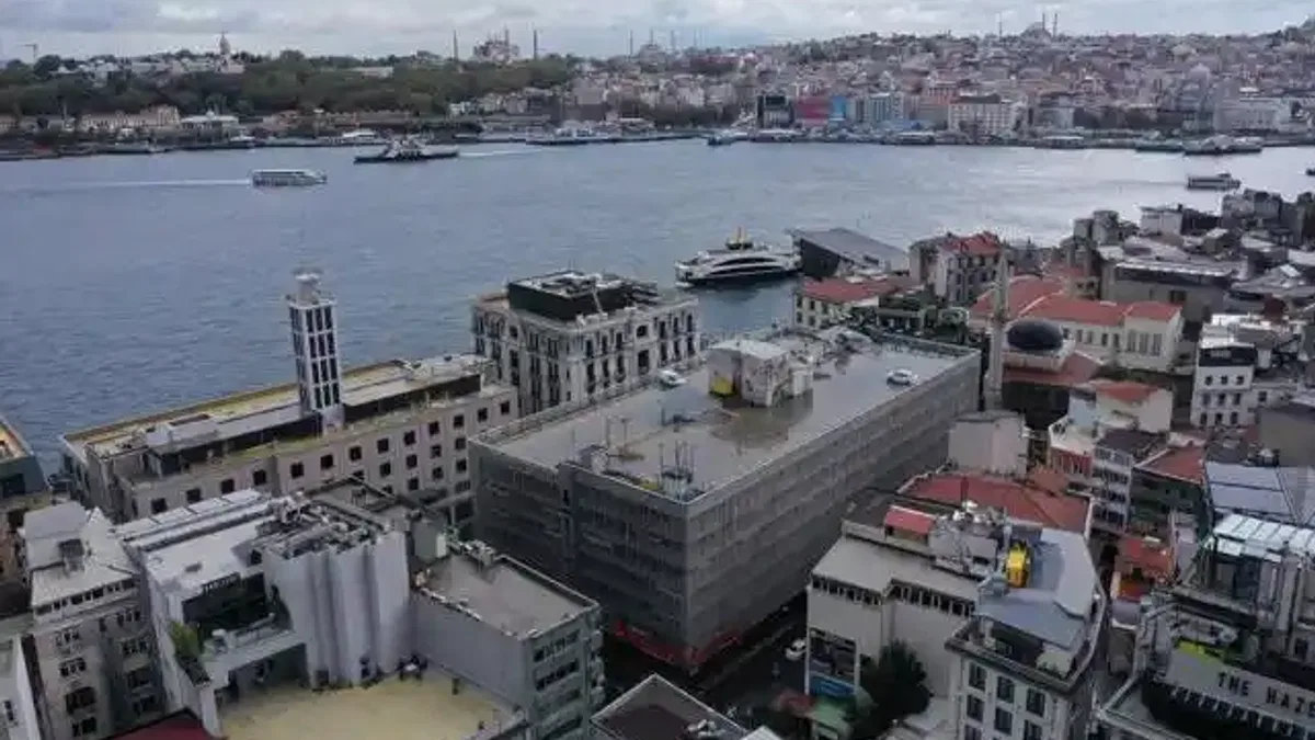 İstanbul'un ilk katlı otoparkı cumartesi günü kapanacak