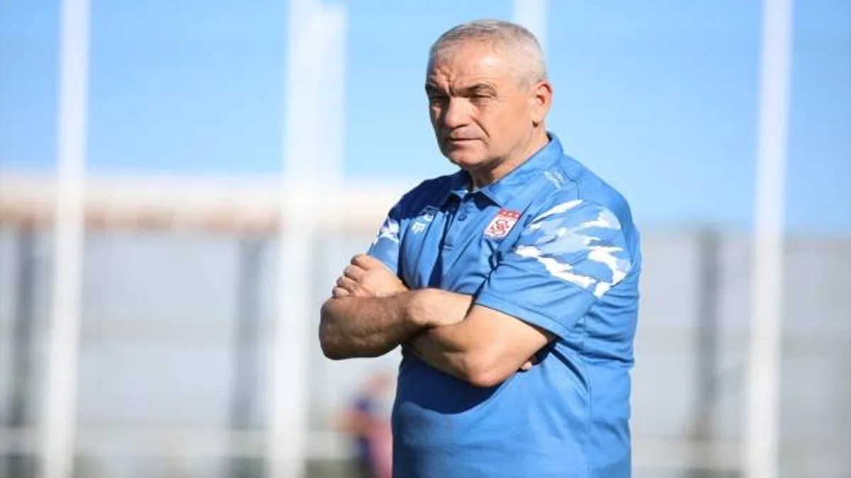 Sivasspor Teknik Direktörü Rıza Çalımbay'dan 'fikstür' tepkisi