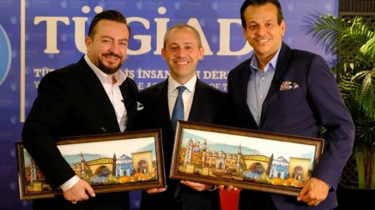 'Türkiye Ekonomisinin Geleceği' Bursa'dan masaya yatırıldı