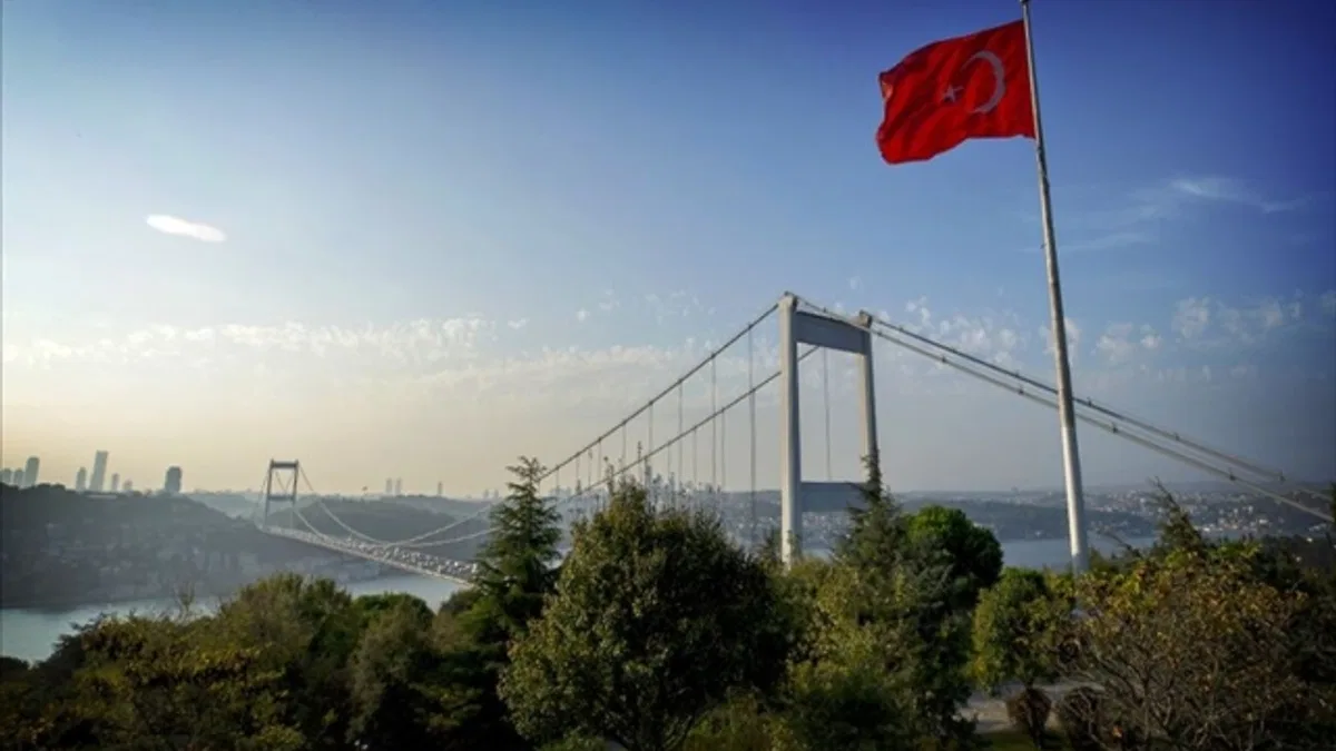 Darbe girişiminin ardından hızlı toparlanan Türkiye ekonomisi büyümeye devam ediyor