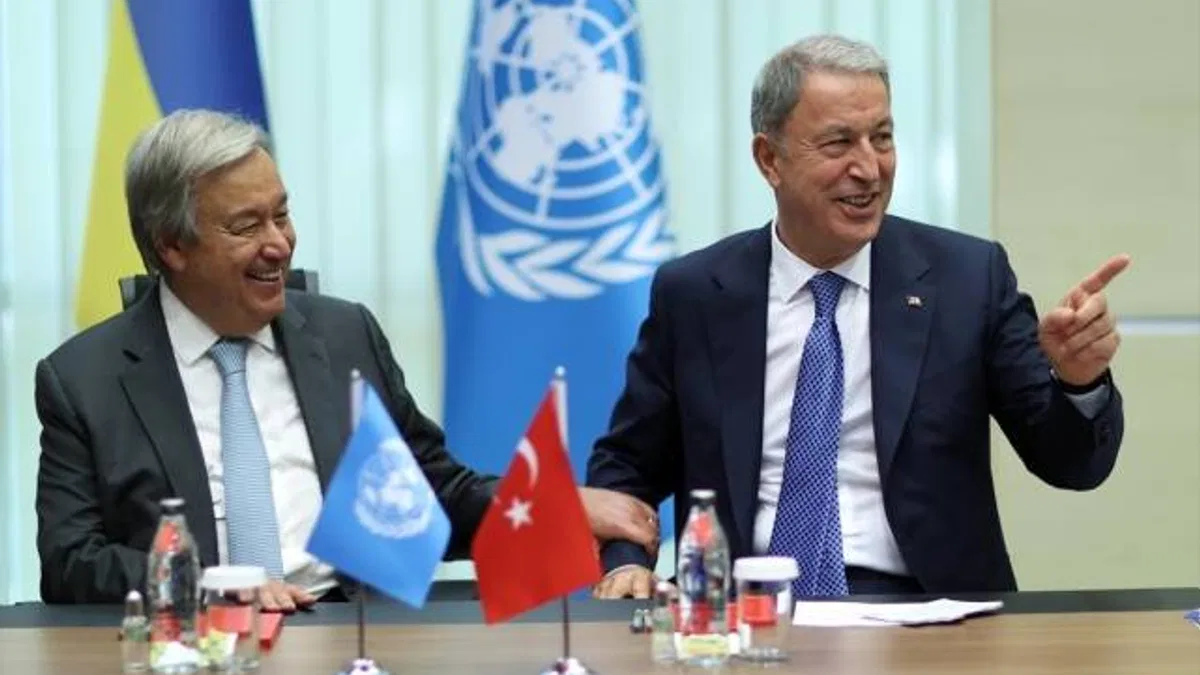 Bakan Akar: Ukrayna limanlarından toplam 656 bin 349 ton tahıl sevkiyatı gerçekleştirildi