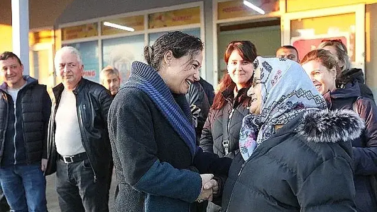Efes Selçuk'ta Yılbaşı Buluşması: Başkandan Emekçilere Teşekkür, Geleceğe Umut
