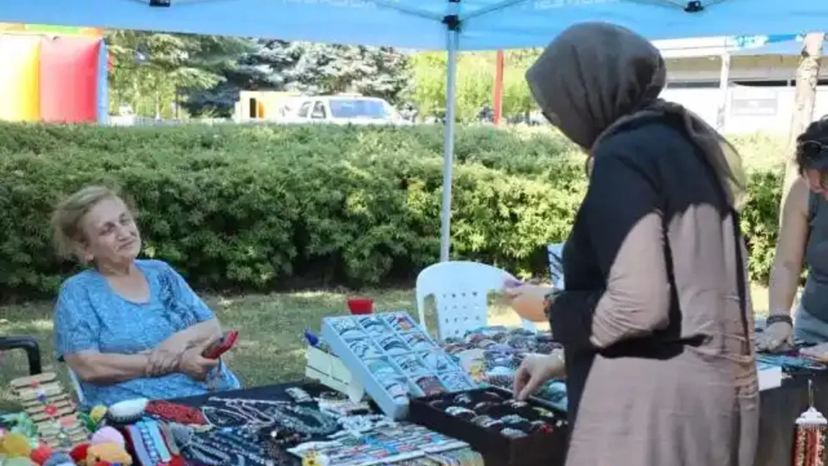 'Komek Sepeti' yaz finaline renk kattı