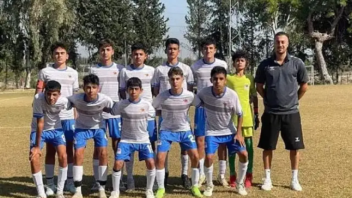 Kemer Belediye takımlarından gol yağmuru