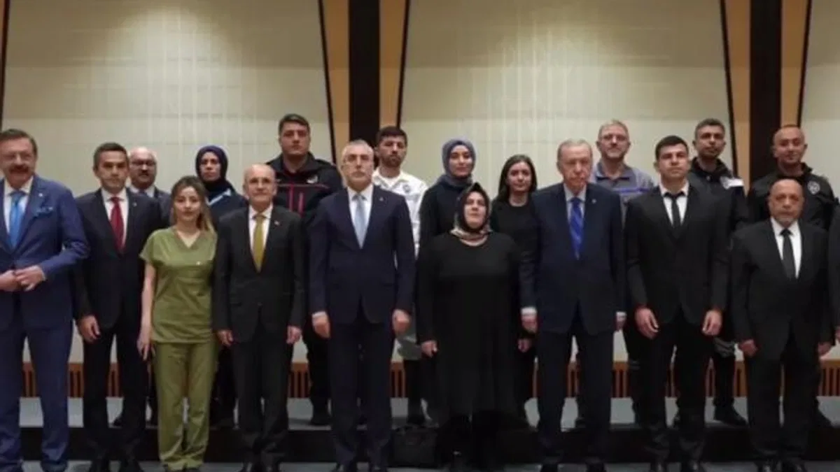 Cumhurbaşkanı Erdoğan, emek temsilcileriyle buluştu