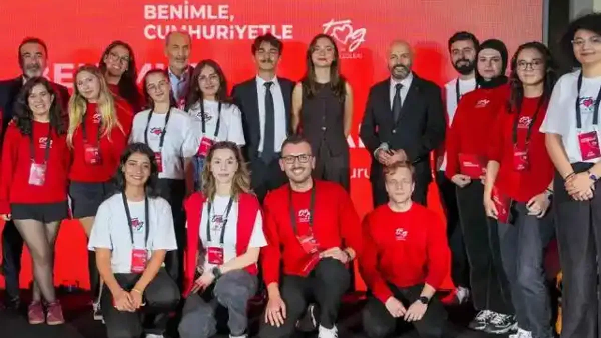 Cumhuriyetin 102. Yılında Gençlerin 102 Hayali Gerçeğe Dönüşecek