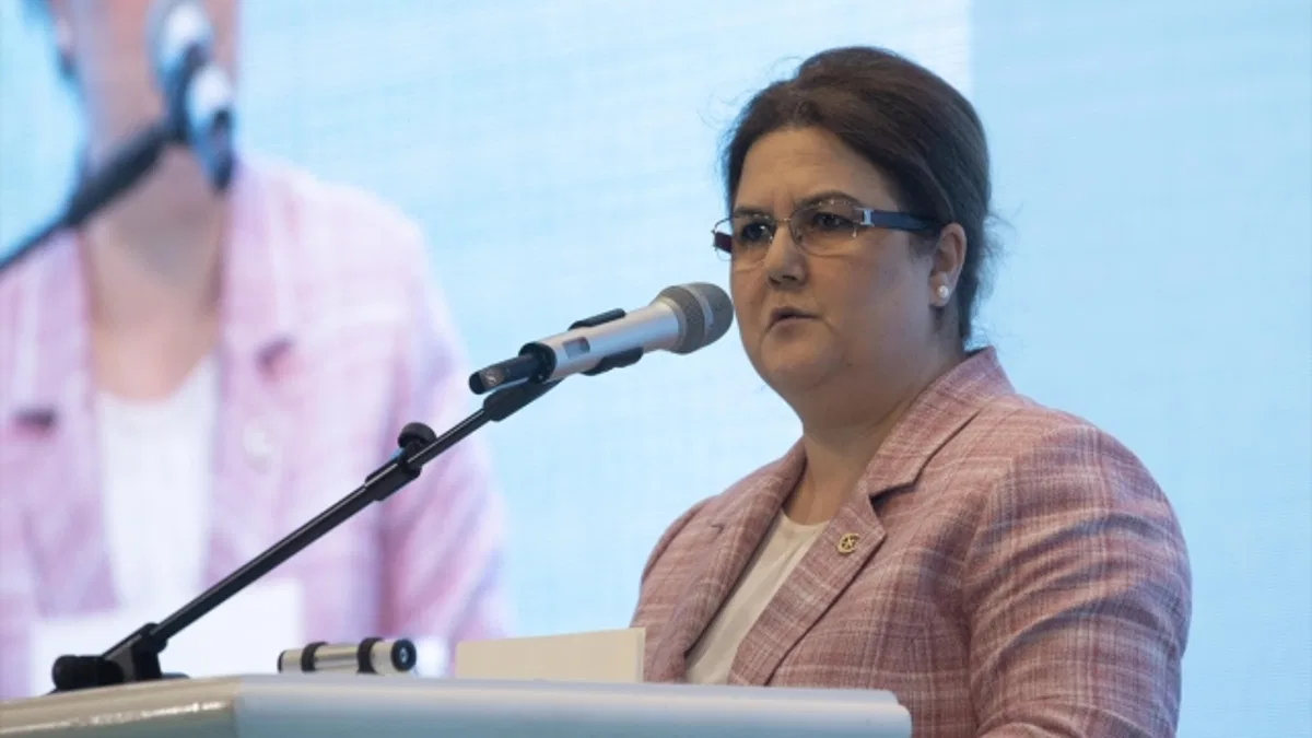 Aile ve Sosyal Hizmetler Bakanı Yanık: Mobil ekiplerimizle okul eşleşmeleri yapacağız