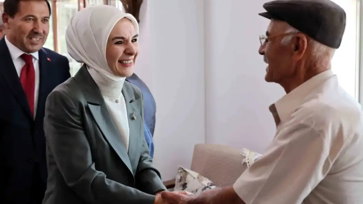 Bakan Göktaş Konya Karatay’da büyüklerle buluştu