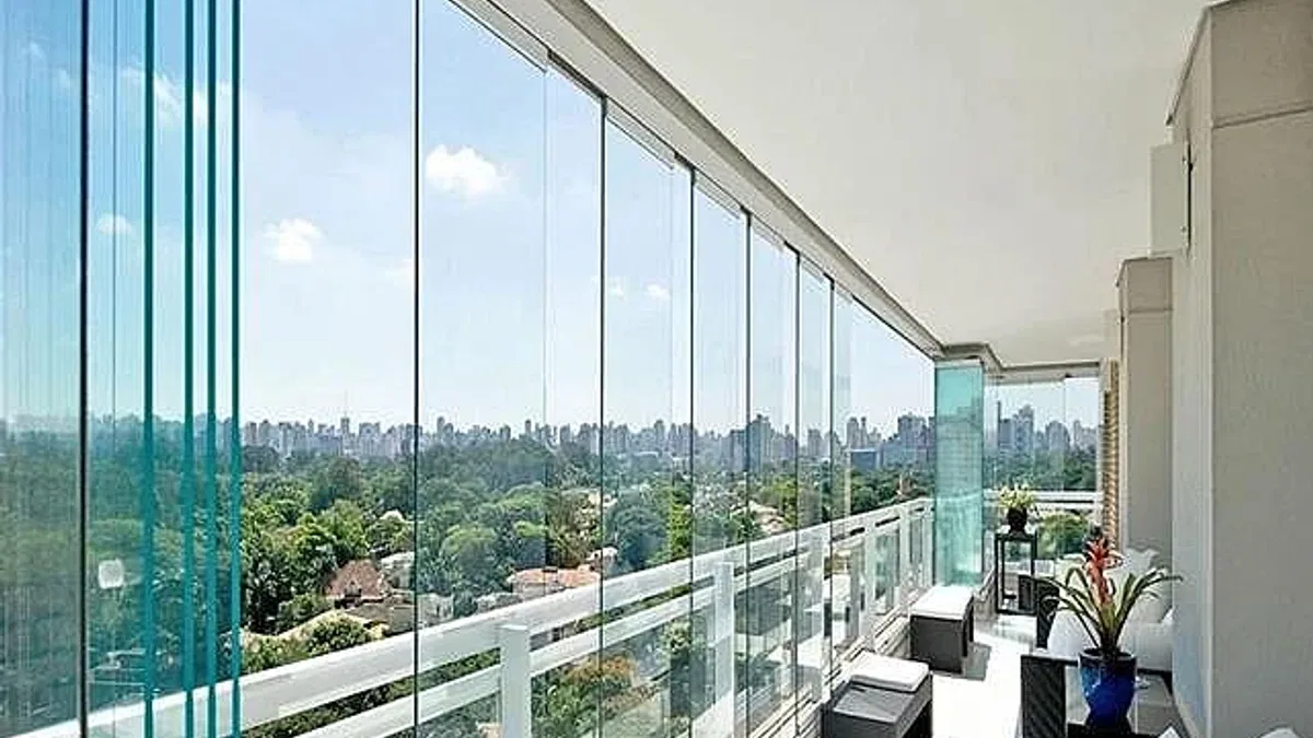 Balkon Kapatma Çözümleri: Modern Yaşam Alanları İçin En Doğru Seçimler