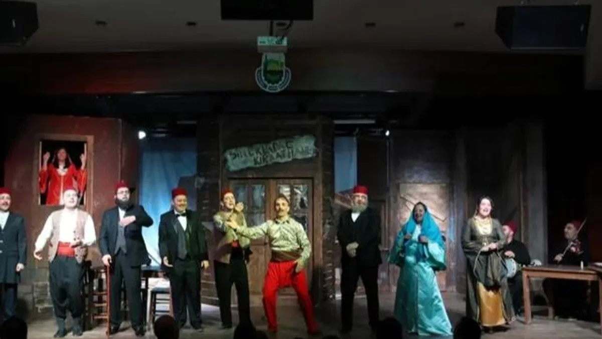 Bursa İnegöl finali “Ayyar Hamza” ile yaptı