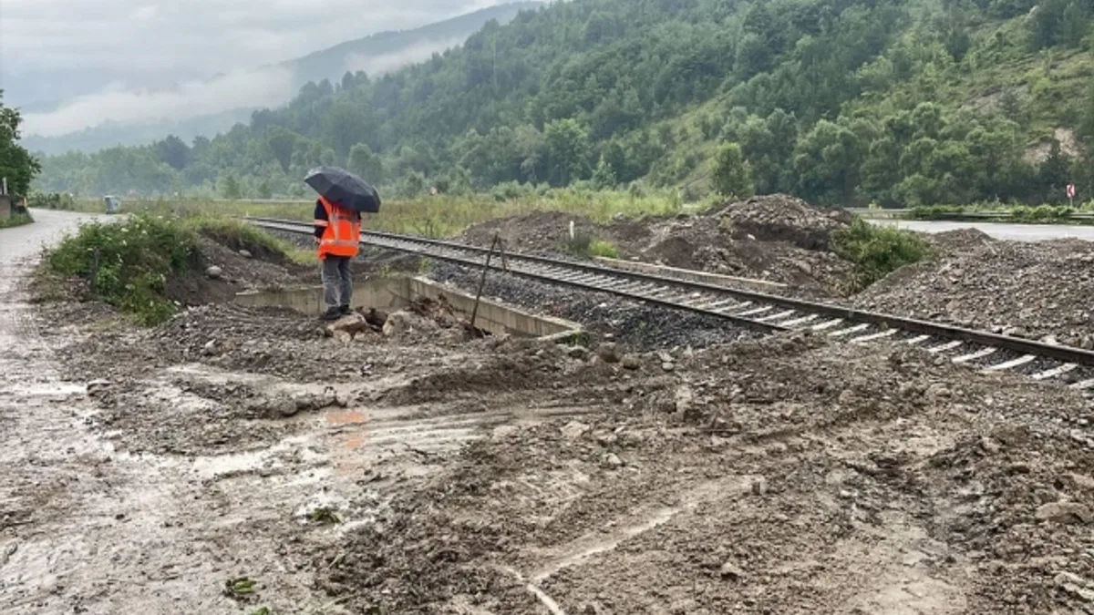 Karabük'te sağanak hayatı olumsuz etkiliyor