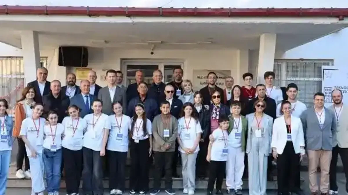 Arhavi’de 'Vicdanlı Bilim Şenliği' büyük ilgi gördü