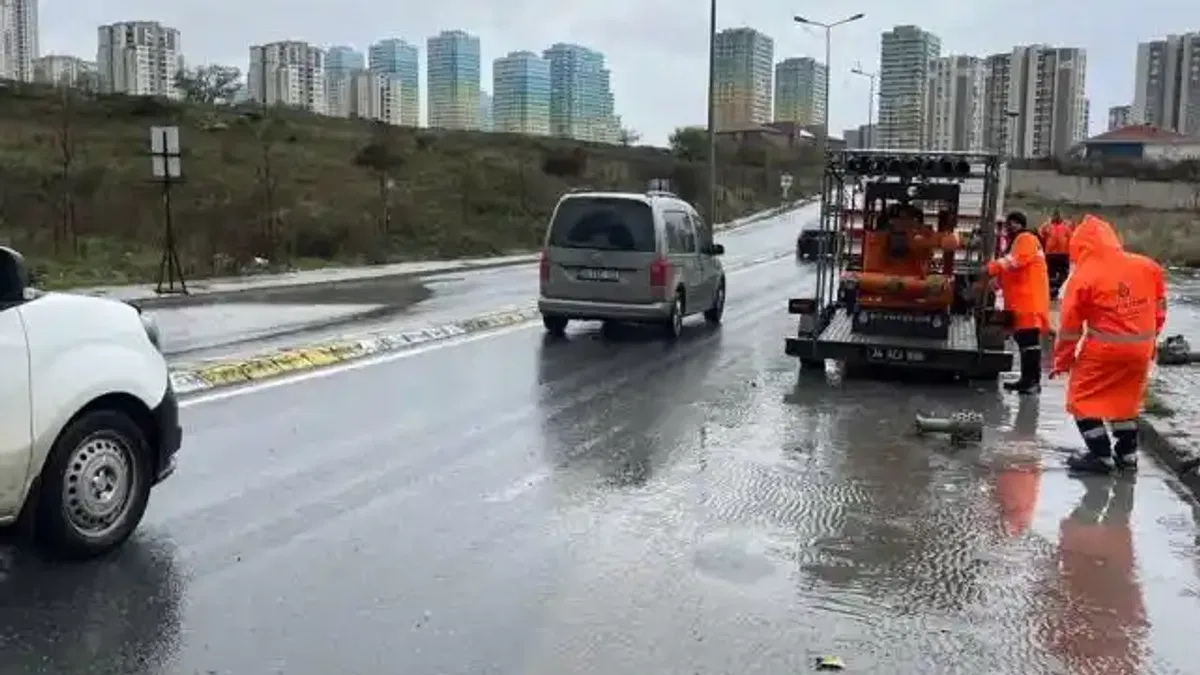 İstanbul’un Bazı Bölgelerinde Metrekareye 67 Kg Yağış Düştü