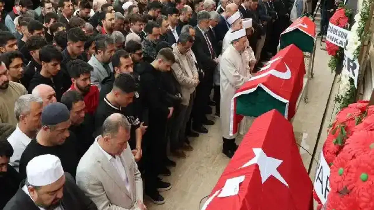 Kahramanmaraş'taki saldırının kurbanları gözyaşlarıyla uğurlandı