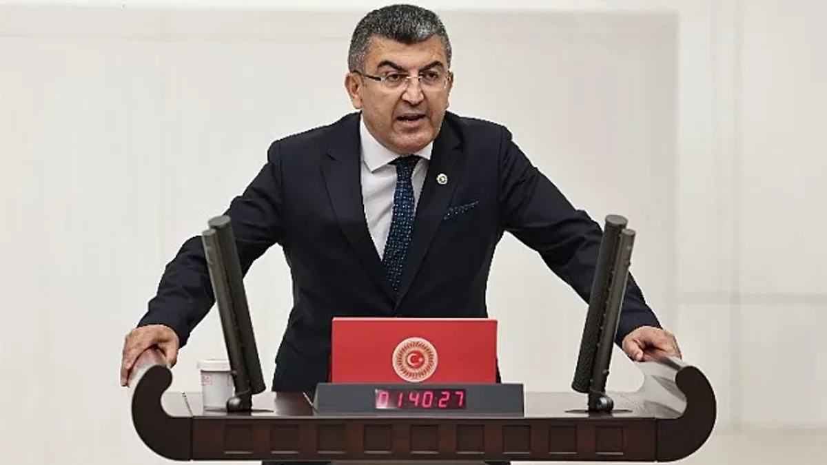 Gelecek-Saadet: 15 Temmuz'da milletin cebine darbe yapıldı