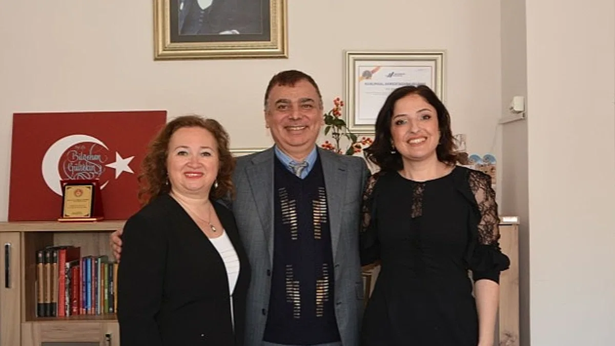 EÜ İletişim Fakültesinden "Dijital Çağda Genç Okuryazarlar" projesi