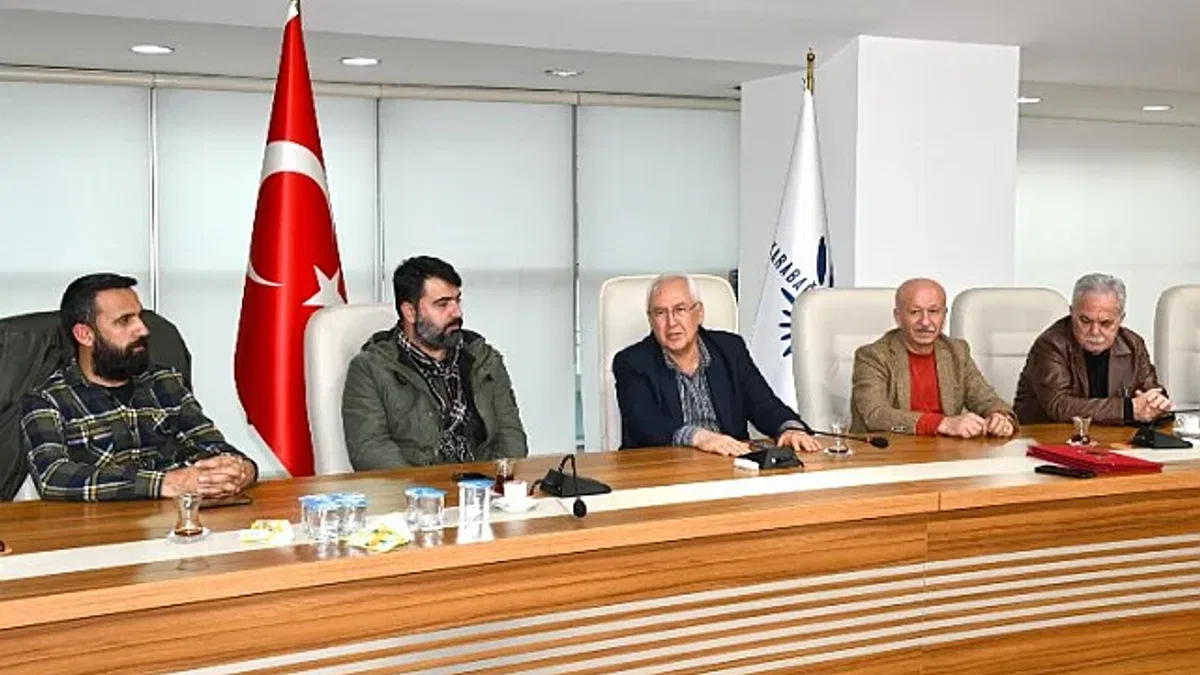 İzmir Karabağlar'da çalışanlar enflasyona ezdirilmedi