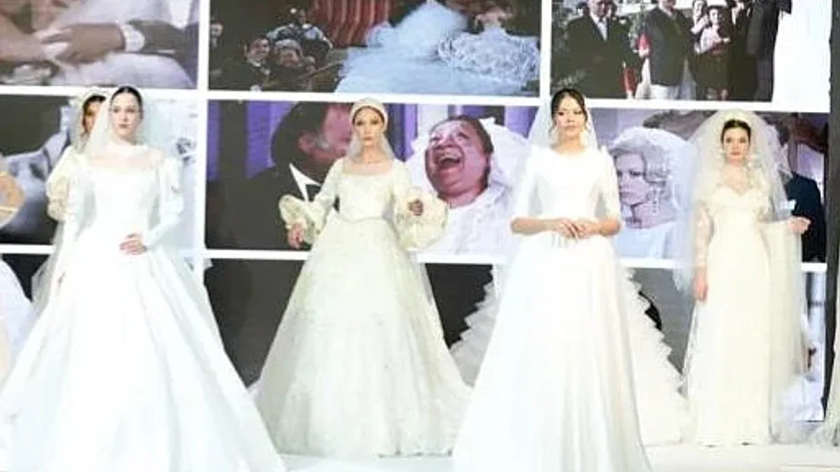 İstanbul'da gelinlik defilesi moda severleri büyüledi