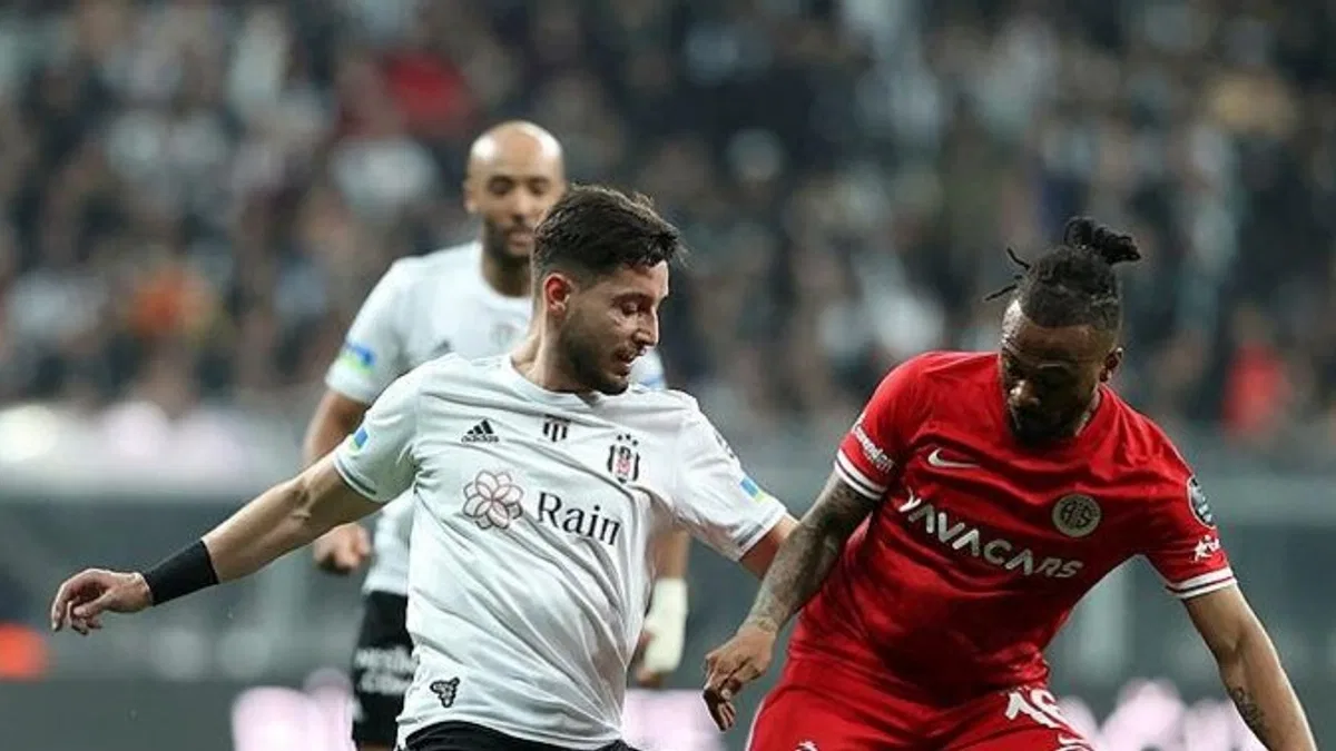 Beşiktaş Antalyaspor maçı sonrası Tayyip Talha: Futboldan daha önemli şeyler var