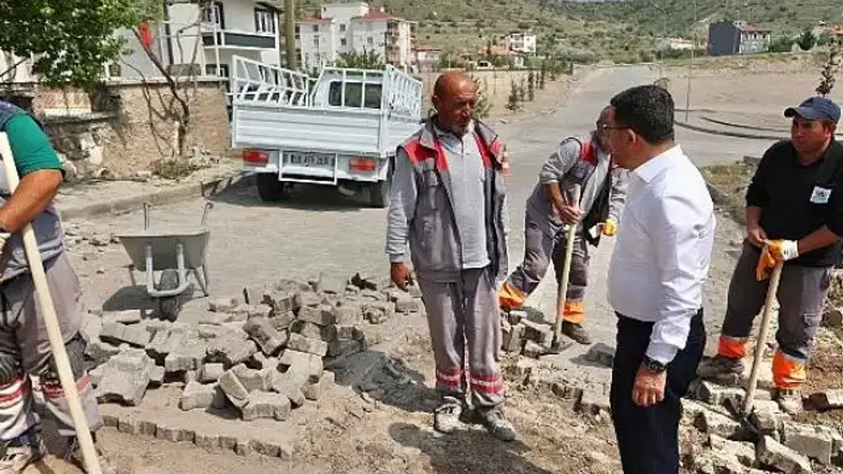 Nevşehir Belediye Başkanı Arı, yol bakım ve onarım çalışmalarını yerinde inceledi